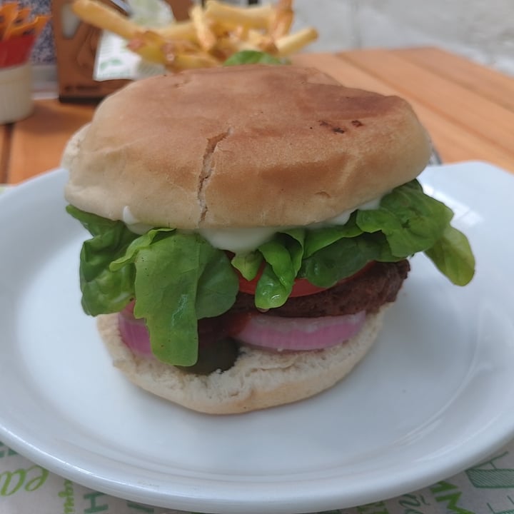photo of El Vegan Vurger de la Casa (Original) shared by @veganadam on  22 Nov 2023 - review