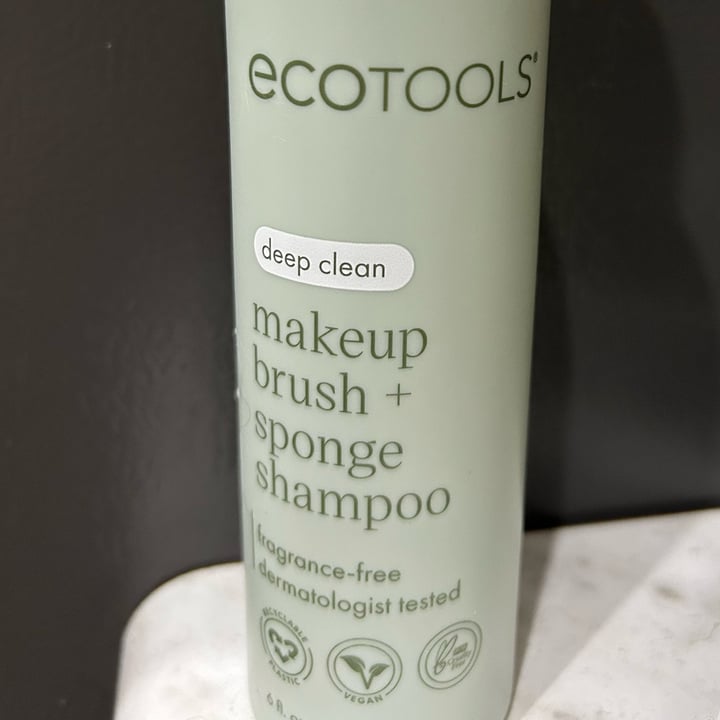 photo of EcoTools Make up brush & sponge shampoo shared by @justsomeenby on  14 Oct 2024 - review