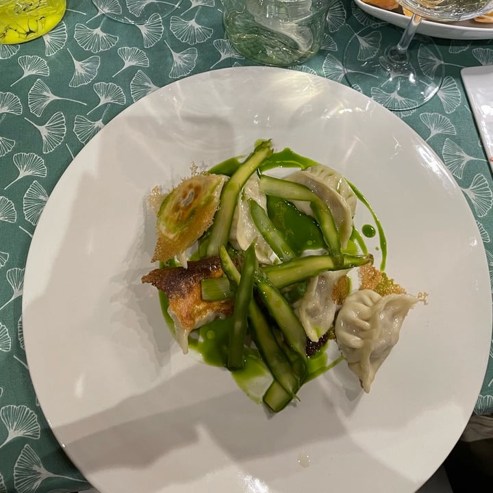 photo of Vittoria dal 1938 Gyoza Di Verdure shared by @lunad on  15 Nov 2023 - review