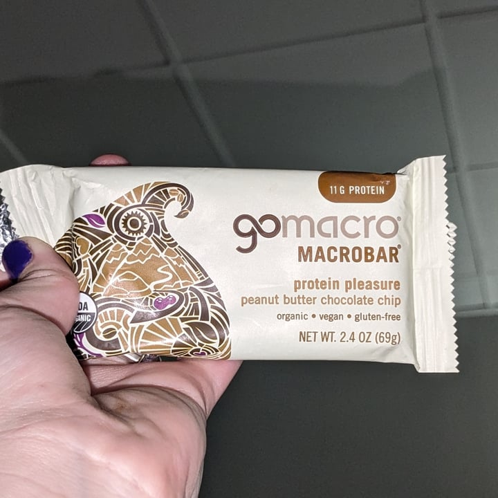 photo of GoMacro Protein Pleasure - Peanut Butter Chocolate Chip shared by @remitherat on  29 Nov 2023 - review
