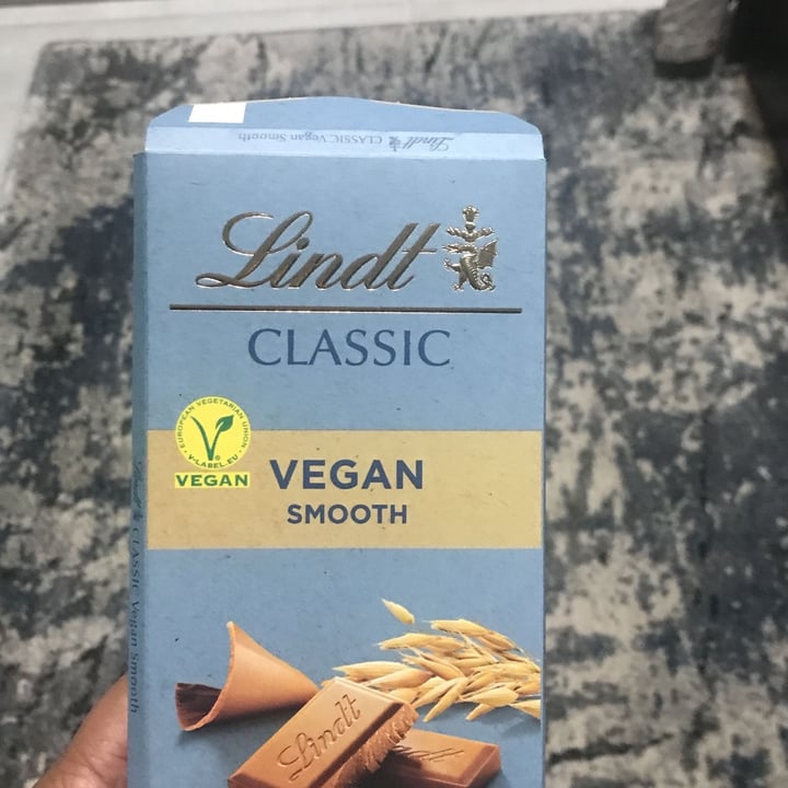 photo of Lindt chocolate Lindt vegan classic shared by @natasha21 on  02 Nov 2023 - review