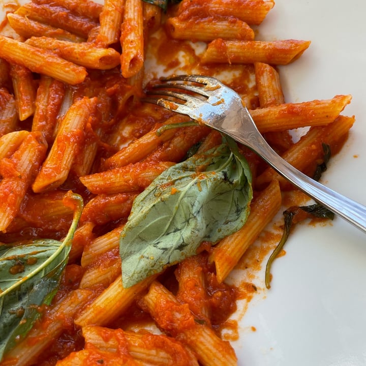 photo of O Capitano Mio Capitano pasta al pomodoro shared by @chiarabrambs on  11 Aug 2024 - review