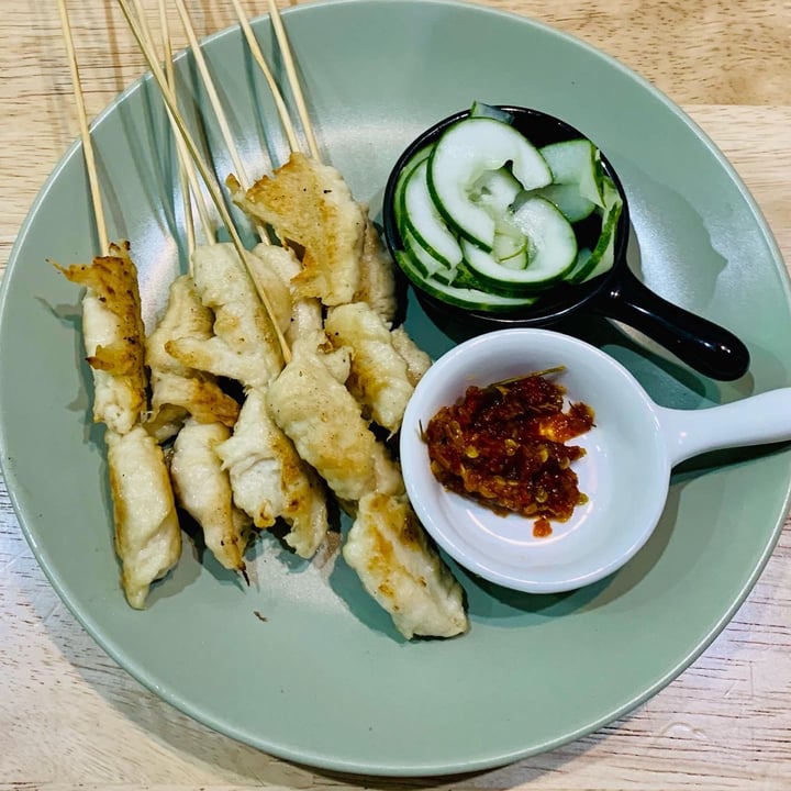 photo of Sauce Tree Sanur: Plant Based Cafe Satay Sticks shared by @gatherer on  25 May 2024 - review