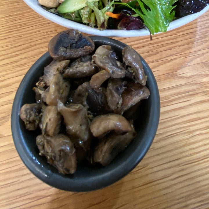 photo of Shift Eatery Roasted Mushrooms shared by @blacklilyleaf on  15 Apr 2024 - review
