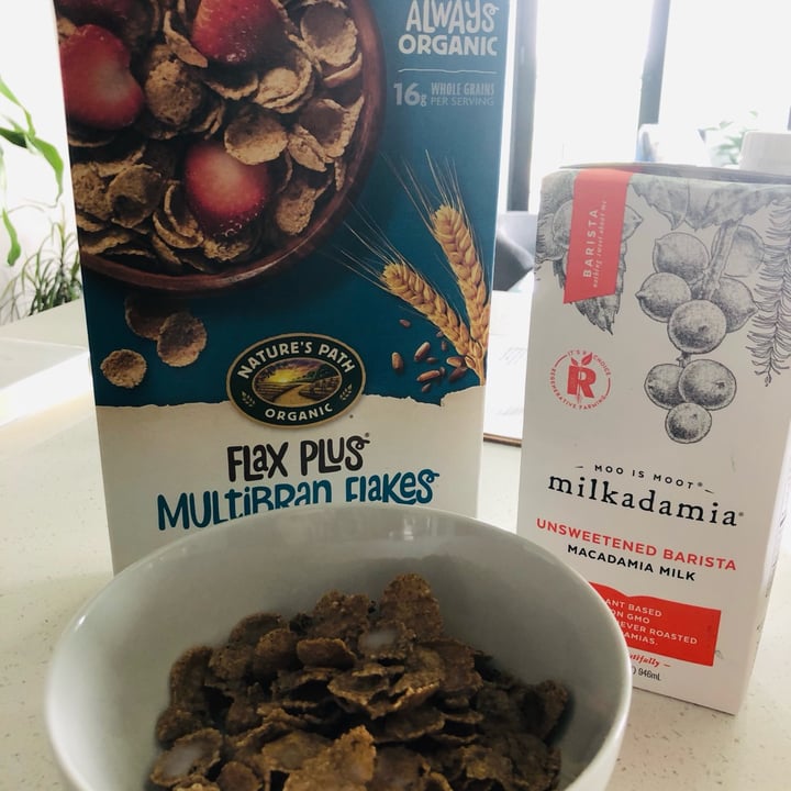 photo of Nature's Path Foods Flax Plus Multibran Flakes shared by @sueprozak on  04 Jun 2024 - review