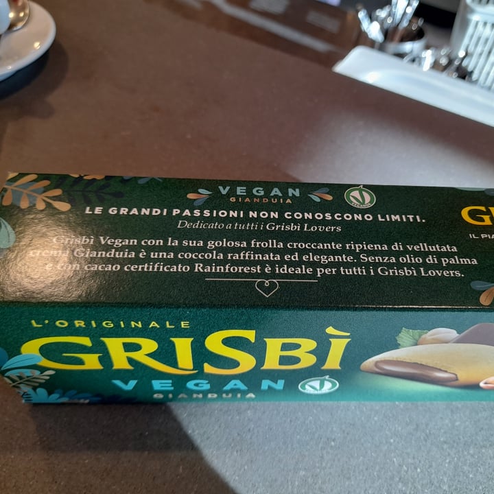 photo of Grisbí Vegan Gianduia shared by @lea13 on  26 Nov 2023 - review