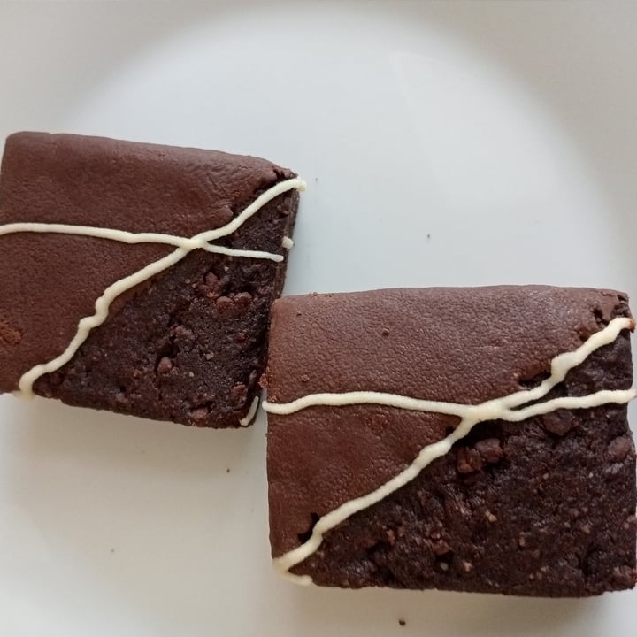 photo of Kozy Eats brownies shared by @sabatoalmercato on  21 Aug 2025 - review