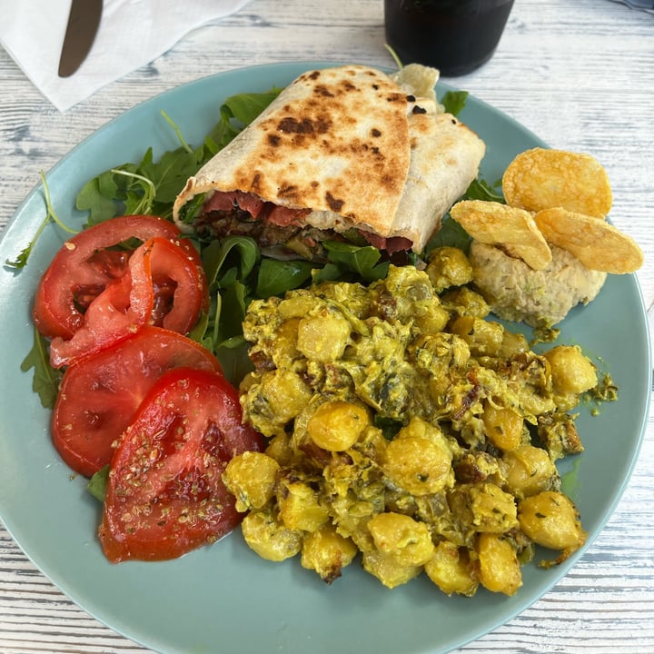 photo of Feliz Cafè di Giusy e Naila s.n.c. piadina vegan e gnocchi shared by @agaiarept on  21 Jul 2025 - review