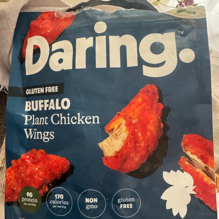 photo of Daring Buffalo Plant Chicken Wings shared by @veganfoodcrazy on  05 Apr 2024 - review