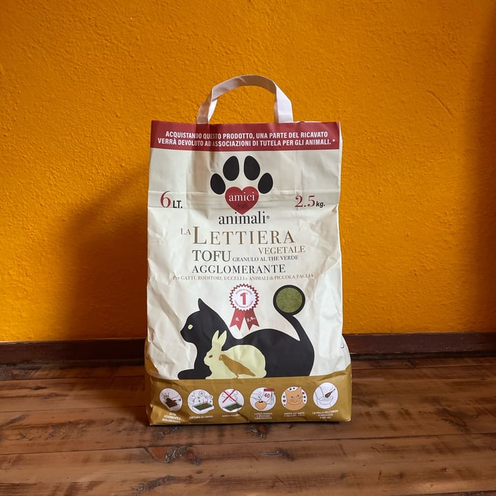 photo of Amici degli animali Lettiera vegetale di tofu shared by @antonellaboschi on  10 Sep 2025 - review