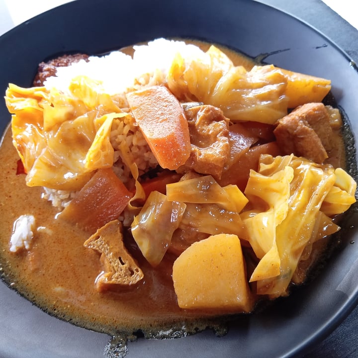 photo of Makan Vegan Geylang Curry Rice shared by @veganspicegirl on  04 Oct 2023 - review