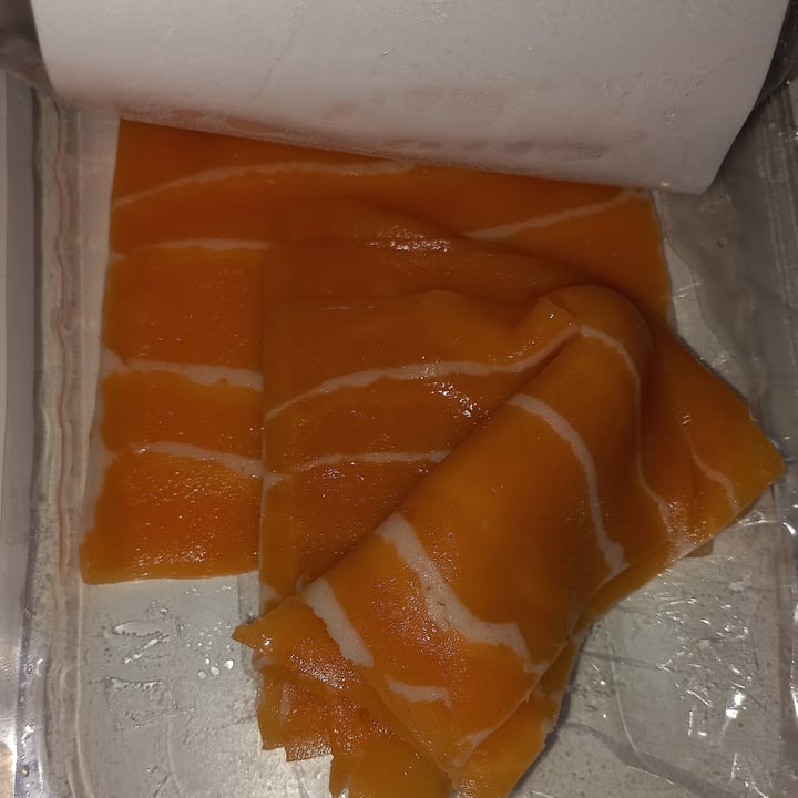 photo of MyVay Salmón ahumado vegano shared by @drone53 on  19 Jan 2025 - review