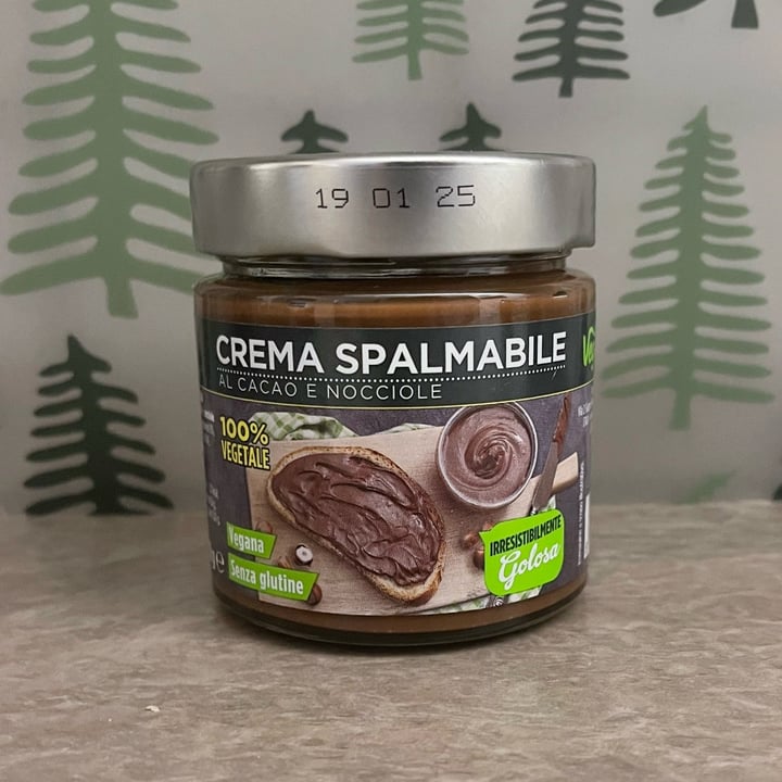 photo of Vegamo Crema Spalmabile Alla Nocciola shared by @elenaandrea on  12 Apr 2024 - review