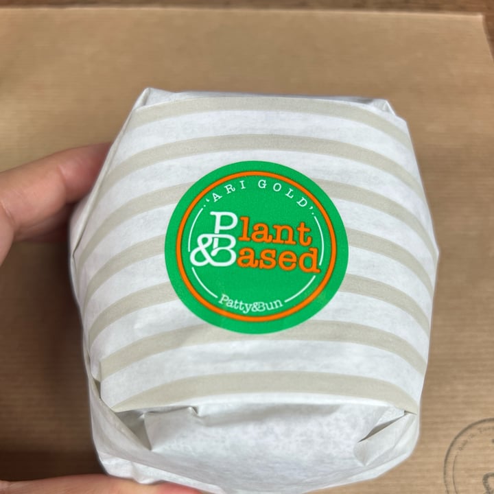 photo of Patty & Bun Vegan Ari shared by @aleglass on  03 May 2025 - review