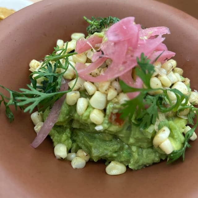 Photo of the dish “Guacamole con esquites”