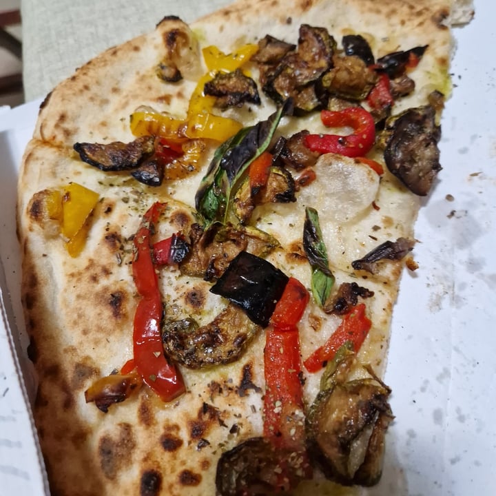 photo of Erreclub di Palmiro Ragno Pizza Contadina Uno shared by @assunonsolosoia on  02 Sep 2023 - review