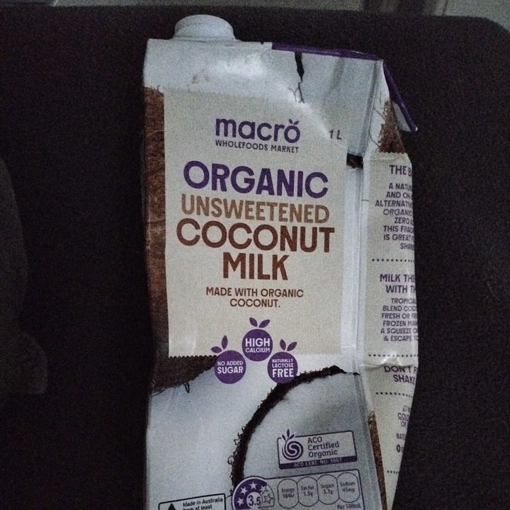photo of Macro Wholefoods Market organic unsweetened coconut milk shared by @helenevegan on  15 Jul 2025 - review