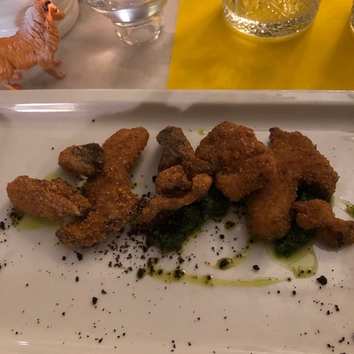 photo of L'OV Osteria Vegetariana Funghi Fritti shared by @virginiafinetti on  08 Nov 2023 - review