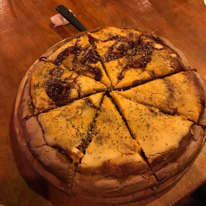 photo of Haze Foods Pizza Con Cebolla Caramelizada shared by @mateovarrailhon on  12 Apr 2024 - review