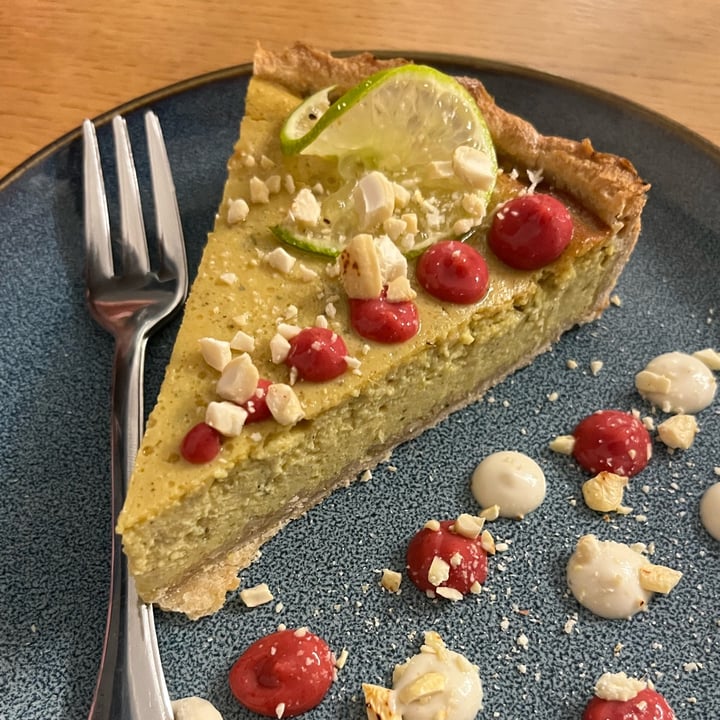 photo of Vegazzi Specialty Pizzeria Ligurian lemon cake shared by @soff98 on  06 May 2024 - review