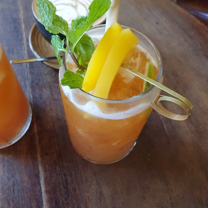 photo of Chu An Cafe Lemongrass Peach Tea shared by @mushroomtarian on  23 Nov 2023 - review