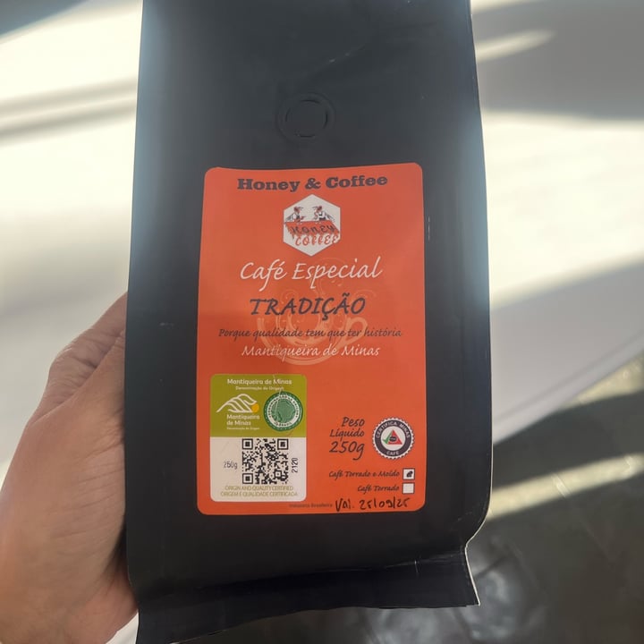 photo of Honey & coffee Café Especial Tradição shared by @isadoragontijo on  30 Sep 2025 - review