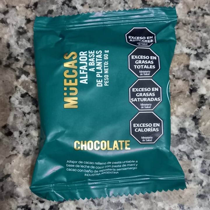 photo of Muecas Alfajor de ddl de coco y pasta de mani shared by @-fa on  11 Oct 2025 - review