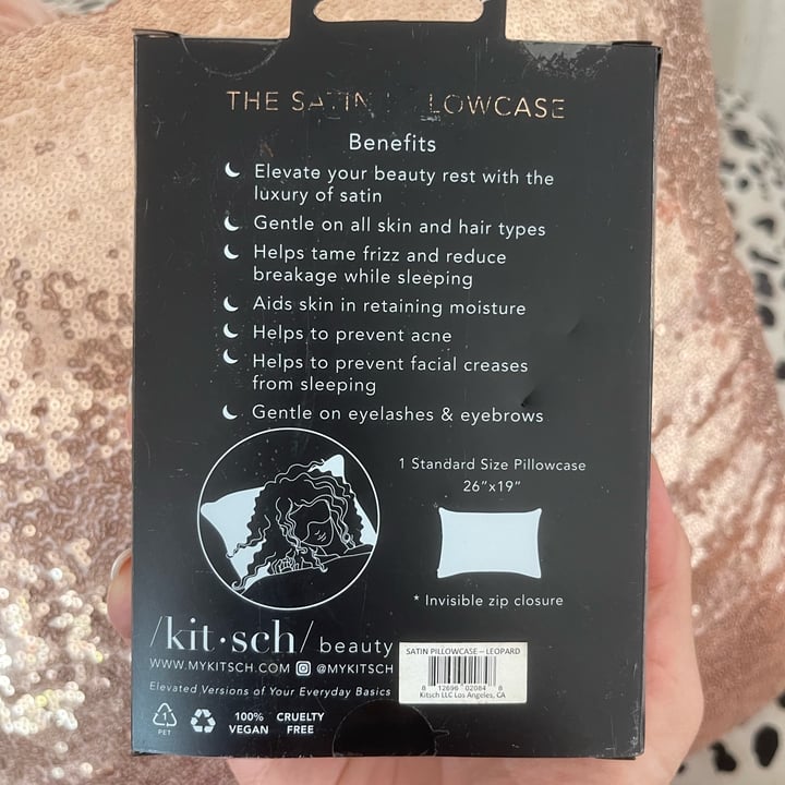 photo of Kitsch Satin pillowcase shared by @its-dafne-vitch on  25 Apr 2024 - review