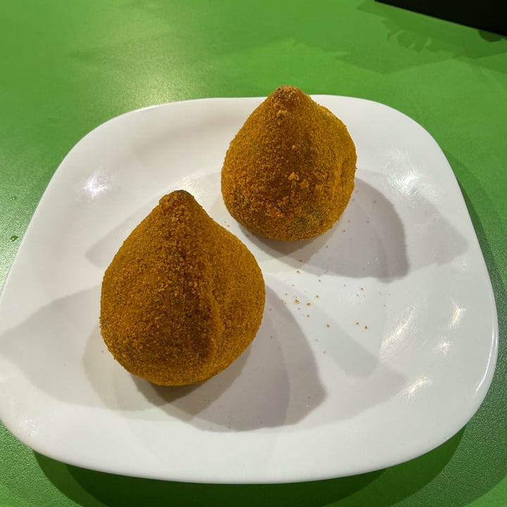 photo of Açougue Vegano Coxinha De Jaca shared by @agustinazt on  17 May 2025 - review