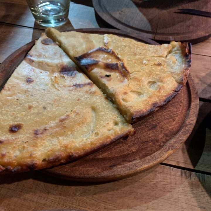 photo of Piccantino Pizza vegana shared by @signorinaluciana on  01 Apr 2024 - review