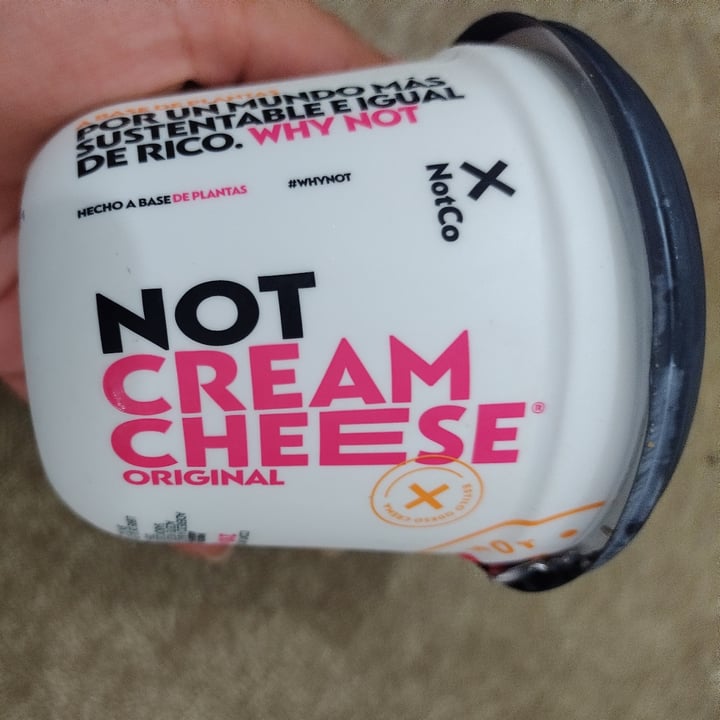 photo of NotCo Cream Cheese shared by @carlamagno on  22 Oct 2023 - review