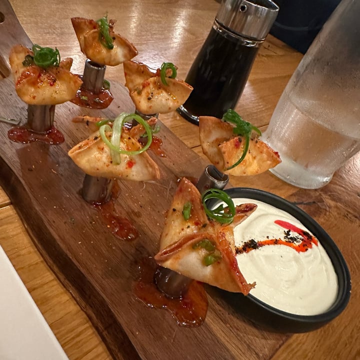 photo of Beyond Sushi (W 37th Street) Crab Rangoons shared by @veganstamps on  03 Jan 2025 - review