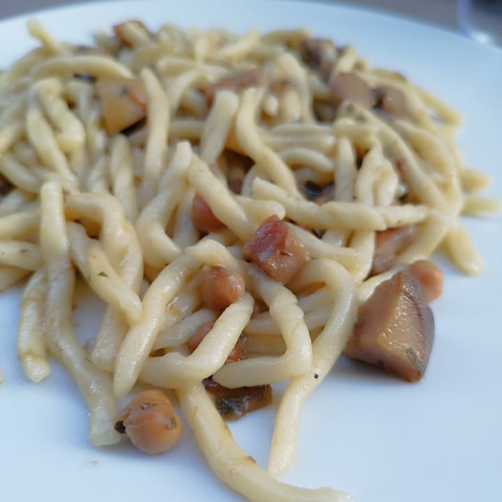 photo of Ristorante Il Burchio Strozzapreti ceci e funghi porcini shared by @nausi78 on  17 Jul 2025 - review