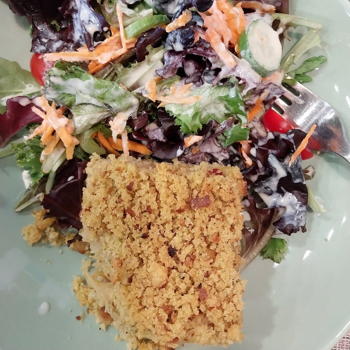photo of Izzys Market broa con legumes shared by @lepr on  02 Sep 2024 - review