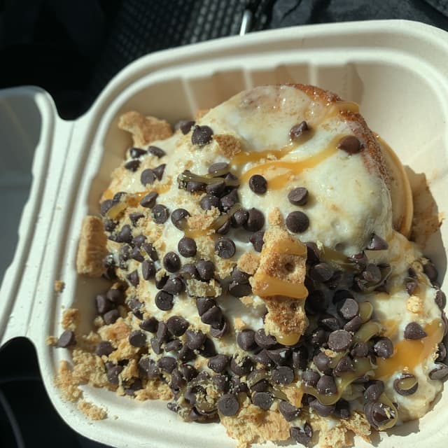 Cinnaholic