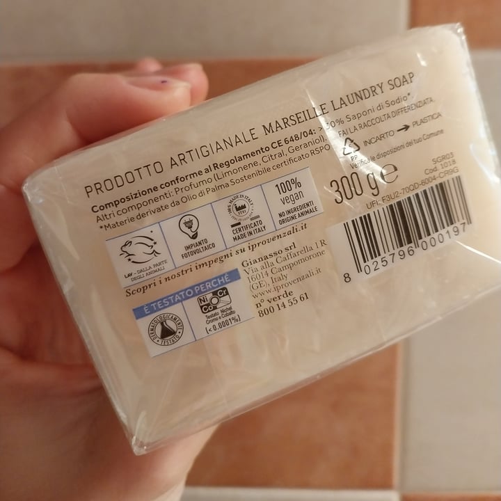 photo of I Provenzali Sapone di Marsiglia con olio d' oliva shared by @veganvicky on  01 Nov 2023 - review