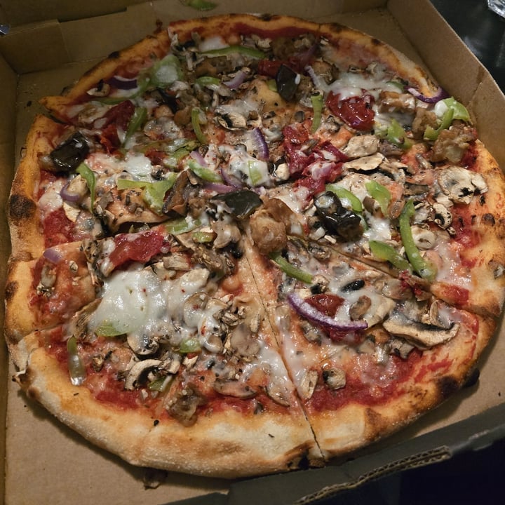 photo of Andiamo Trattoria Kensington Street vegan pizza giardino gourmet shared by @hungry_rabbit on  28 Apr 2025 - review