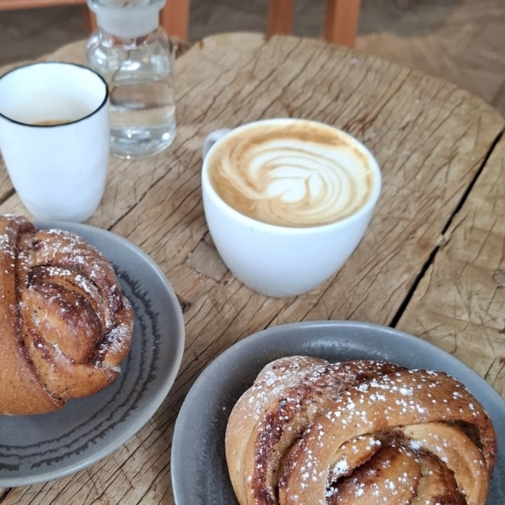photo of Huset Kafé Cappuccino with soy milk shared by @monica86 on  06 Oct 2025 - review