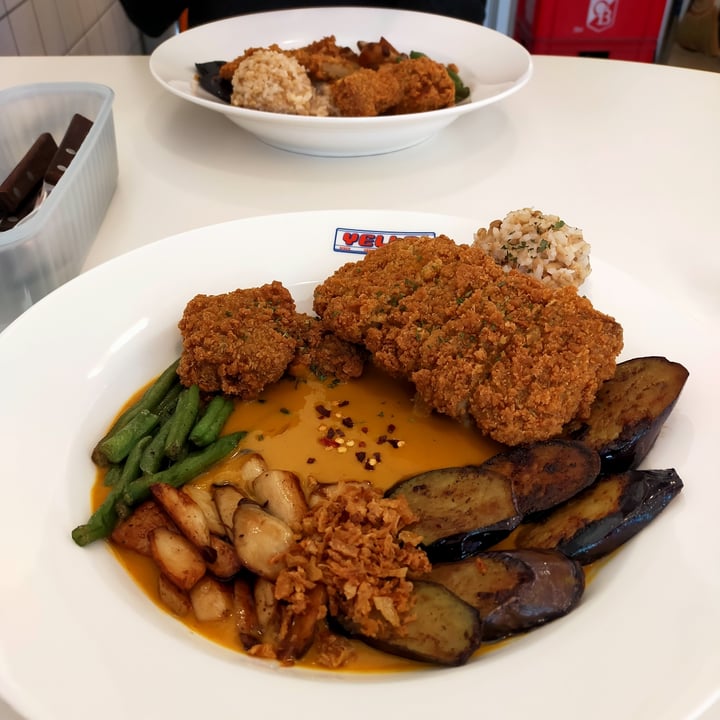 photo of 비건레스토랑 옐라(YELLA) vegan curry shared by @robertabi on  23 Nov 2024 - review