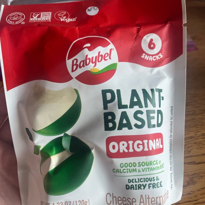 photo of Babybel Plant-Based Original Cheese Alternative shared by @emmamolteni on  26 Mar 2025 - review