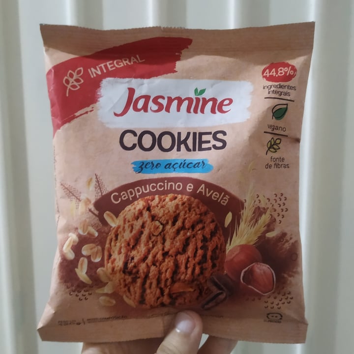 photo of Jasmine Cookies Integrais Zero Açúcar - Cappuccino e Avelã shared by @cassiot on  17 Mar 2024 - review