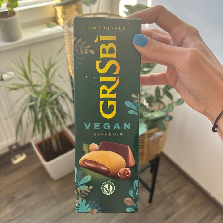photo of Grisbí Vegan Gianduia shared by @erikah on  18 Aug 2025 - review