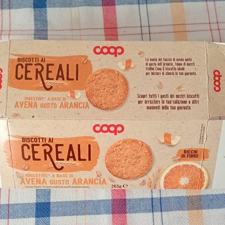 photo of Coop biscotti ai cereali digestive a base di avena gusto arancia shared by @marta1977 on  14 Apr 2024 - review