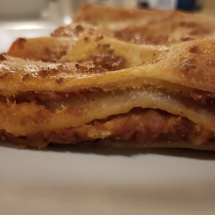 photo of Il Lughino Lasagna con ragú alla bolognese shared by @andydesa on  28 Aug 2023 - review