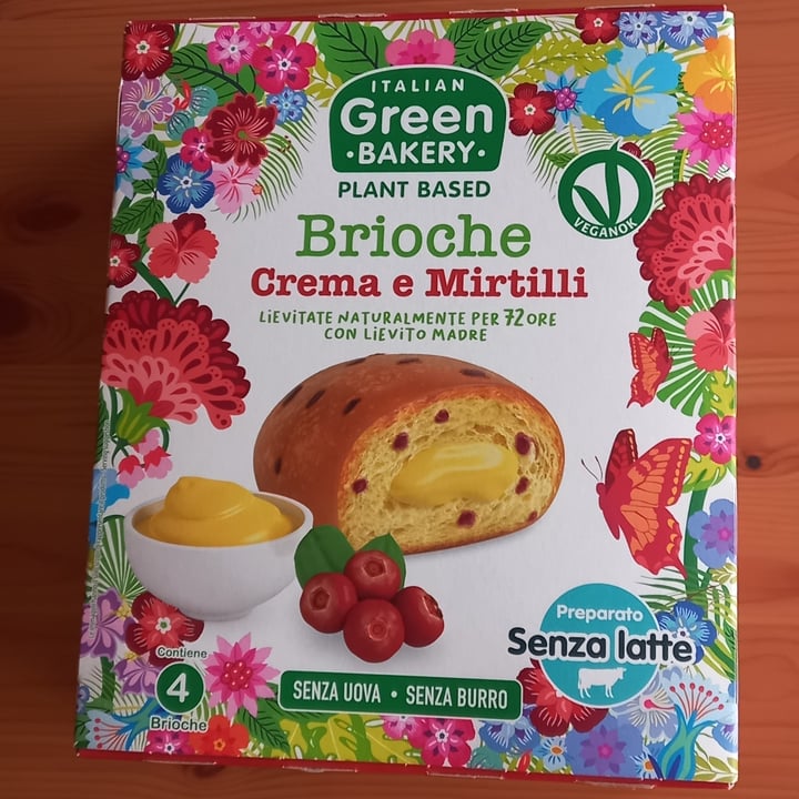 photo of italian green bakery Brioche Crema E Mirtilli shared by @chiara81 on  25 Nov 2023 - review