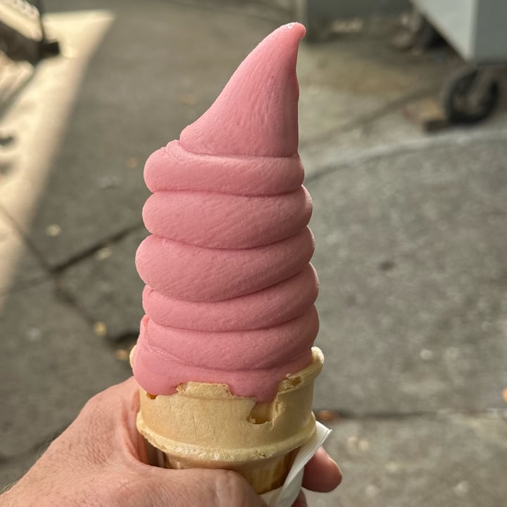 photo of Milk Drunk Strawberry Soft Serve shared by @mrprecision on  12 Sep 2025 - review