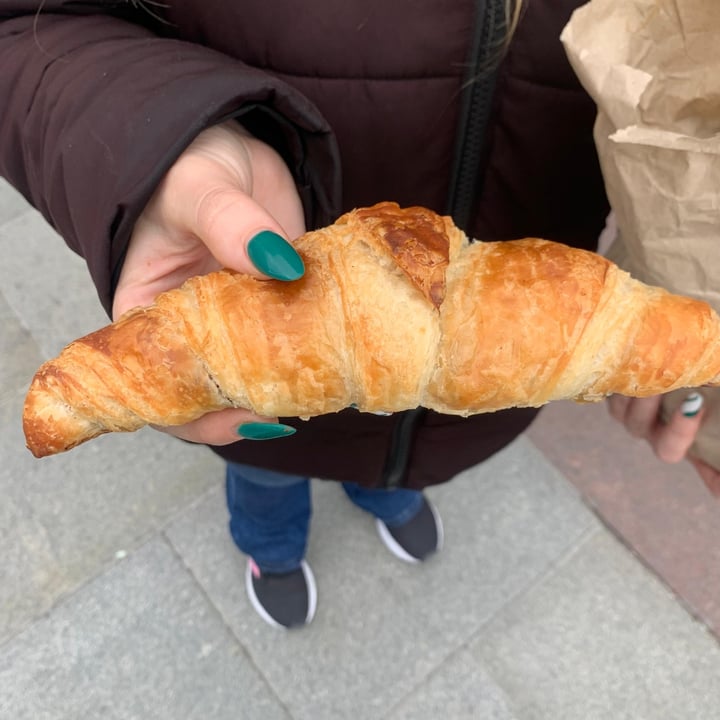 photo of plänty SANDWICHES Schoko-croissant shared by @miriam27 on  31 Mar 2024 - review
