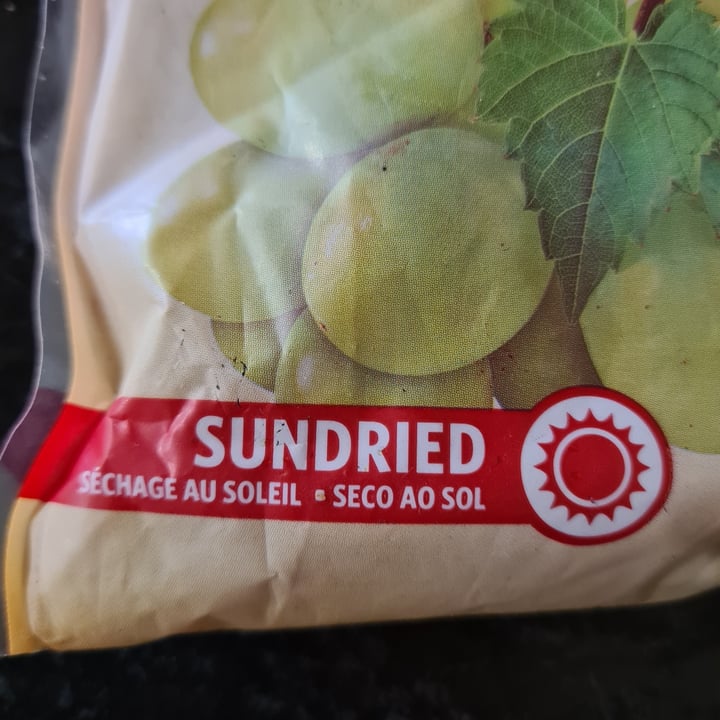 photo of Safari Sundried seedless raisins shared by @veronicagroen on  22 Mar 2024 - review