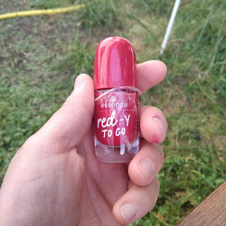 photo of Essence  gel nail colour 56 red-y to go shared by @veggylove on  14 May 2024 - review