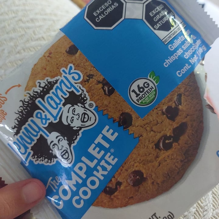 photo of Lenny & Larry’s Chocolate Chip Snack Size Cookie shared by @mafeeersm on  08 Aug 2025 - review